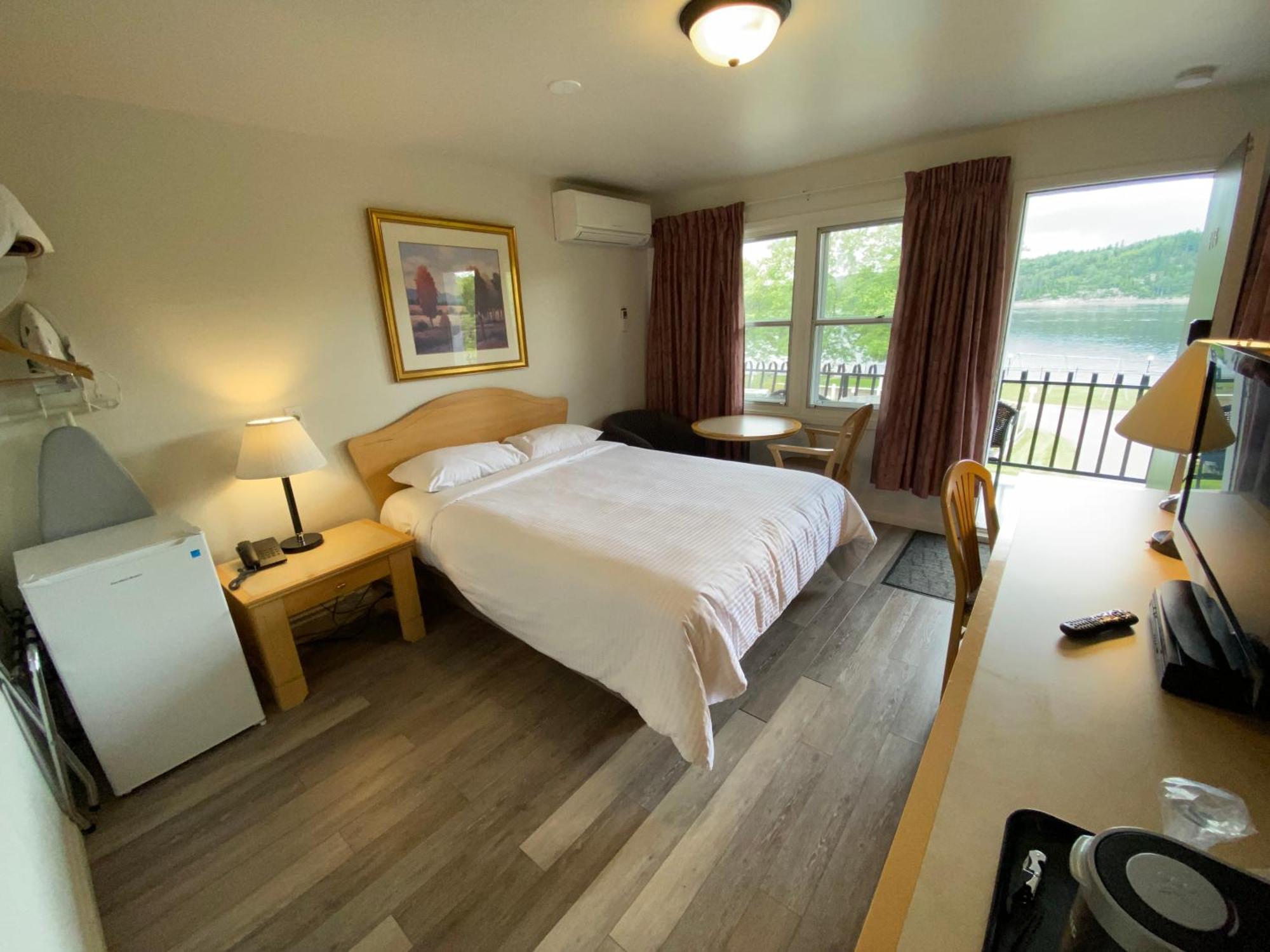 Motel Panoramique Chicoutimi Esterno foto