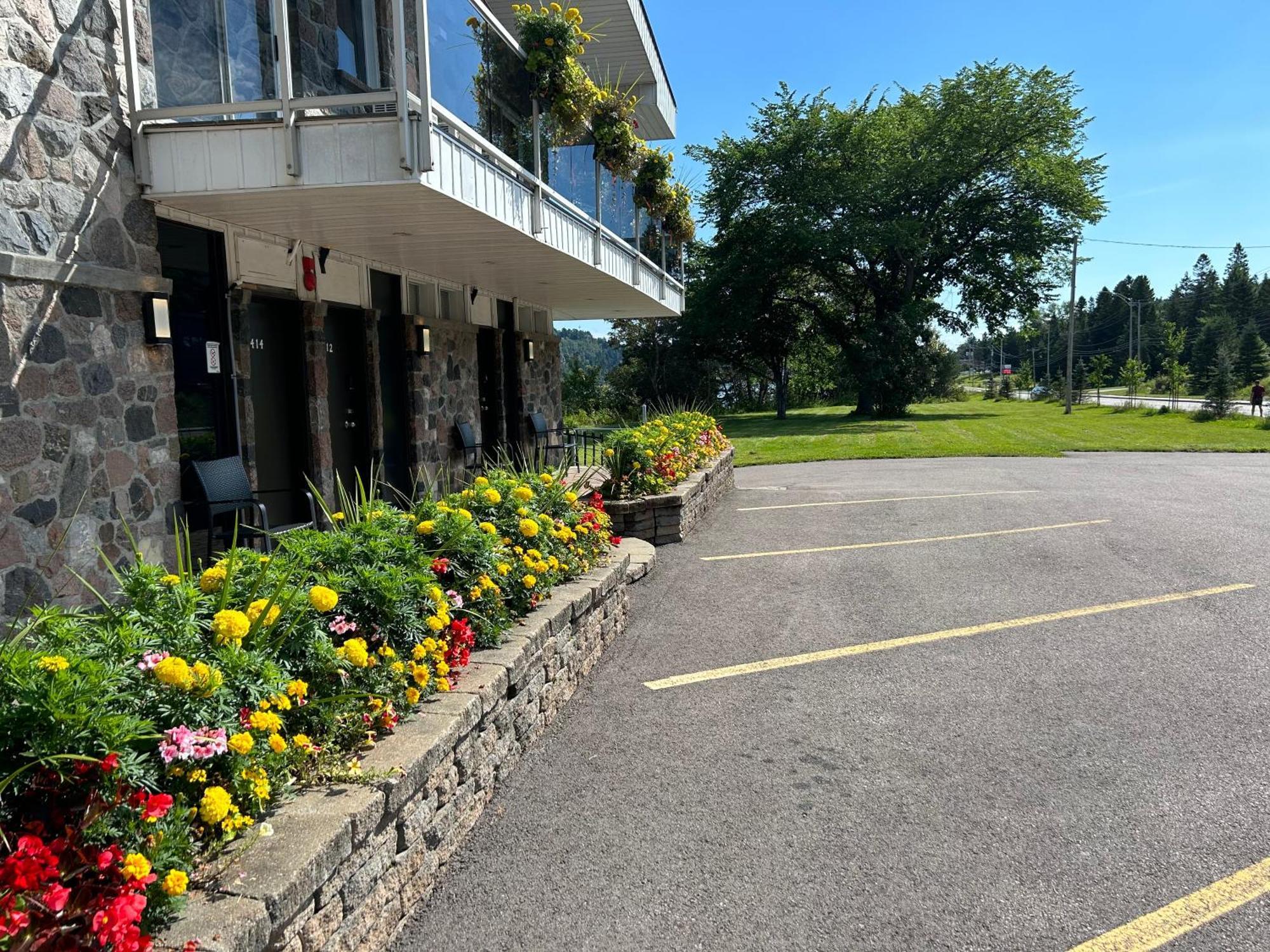 Motel Panoramique Chicoutimi Esterno foto